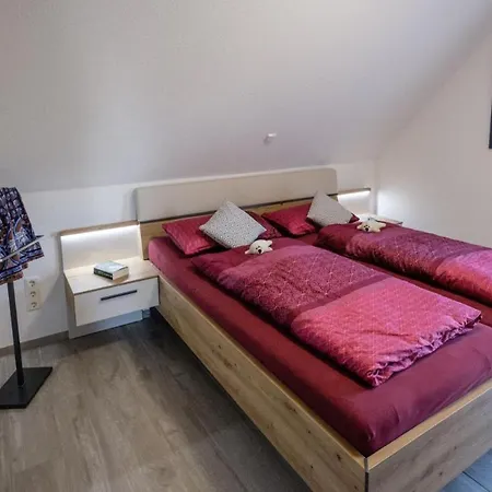 Robbe Apartment *