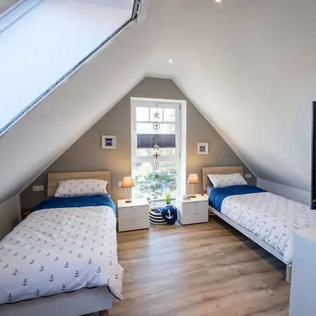 Robbe Apartment *